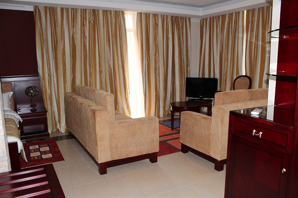 Roca Golf Hotel Bujumbura Exterior photo